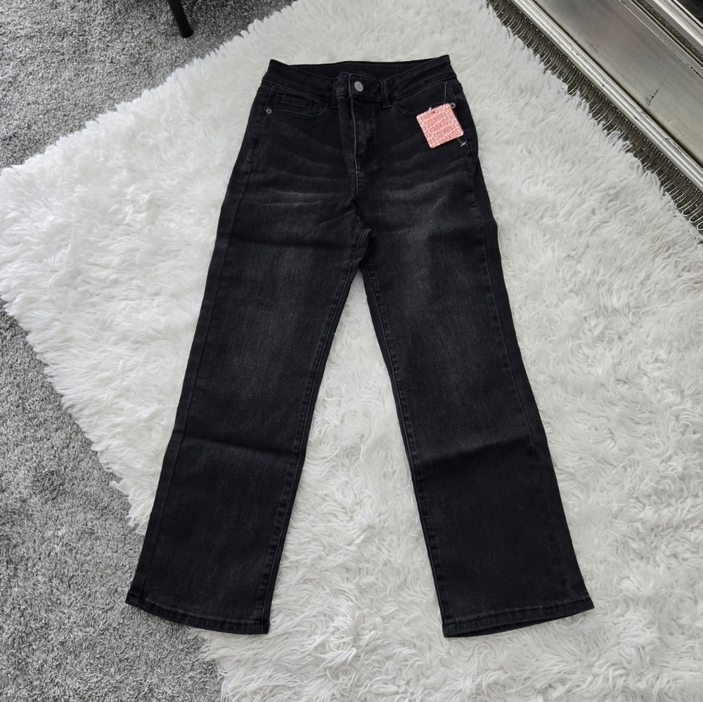 JustFab Kids High RISE Straight Fit Jeans. Size 10. New.